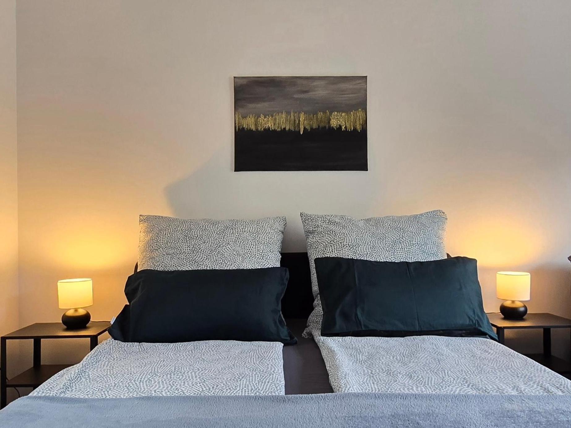 Central Comfort Modernes Studio Aschaffenburg Buitenkant foto